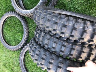 Dirt bike tires