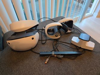 Sony PlayStation VR2 Bundle for PS5 - Headset, Sense Controllers, Charging Dock