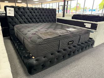 Beautyrest Black King Mattresss. 🚚WE DELIVER🚚