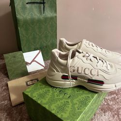 Gucci Shoes 