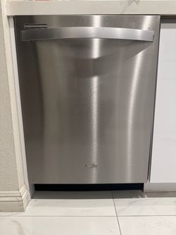 Whirl Pool Dishwasher (Full clean cycle, no stairs)