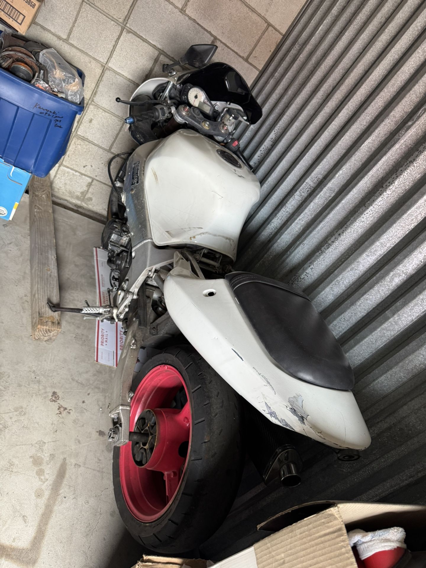 Gxs-R600c 2002 For Part