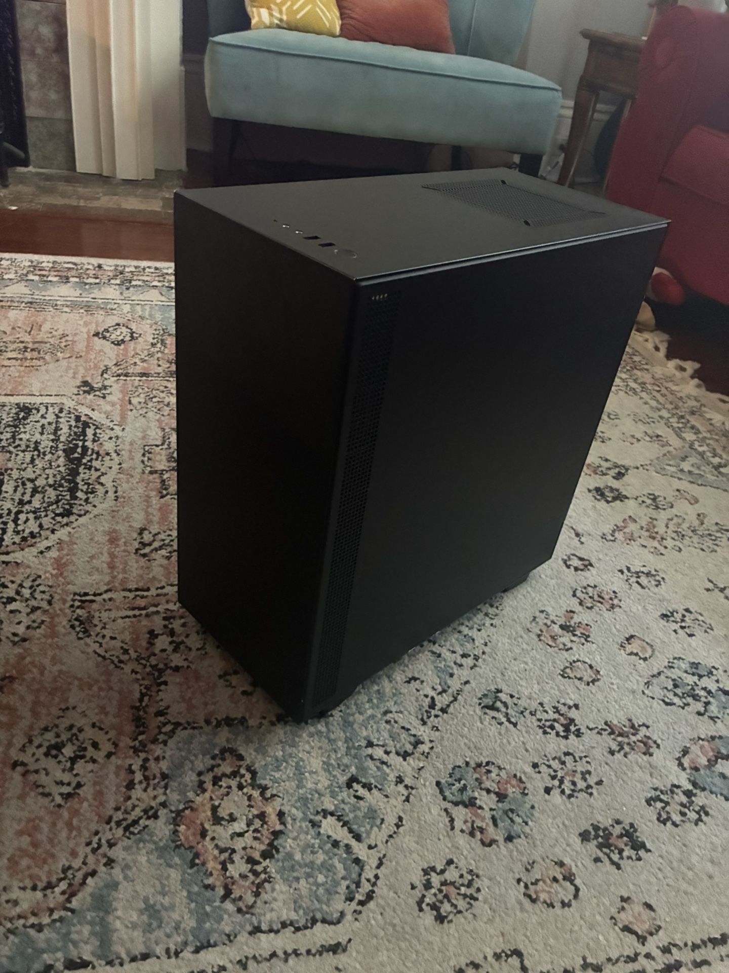 RTX 2080 Gaming PC – i7 8700K, 32GB RAM, SSD + 4TB HDD