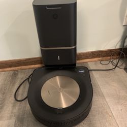 iRobot s9+ Roomba Vacuum
