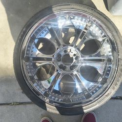 Set Of 4: 5 Lug Universal 20" Chrome Rims And Tires