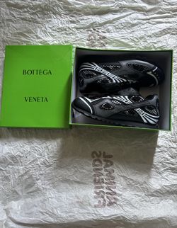 Bottega Venetta