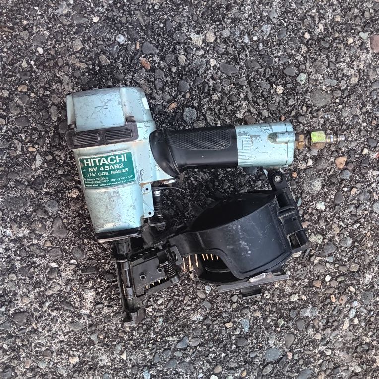 Hitachi Roofing Nailers-NV45AB2 Vgood Condition(Many Other Tools(Serch Fremont)) For Pick Up Fremont Seattle. No Low Ball Offers Please. No Trades