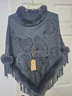 Winter  cape Poncho with Faux Fur