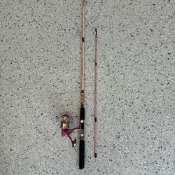 “RODDY HUNTER” Rod & Reel. Pink w/ LED Lites/ Lights. Pre Owned.