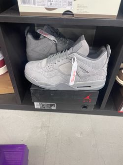 Nike Air Jordan 4 Retro Kaws