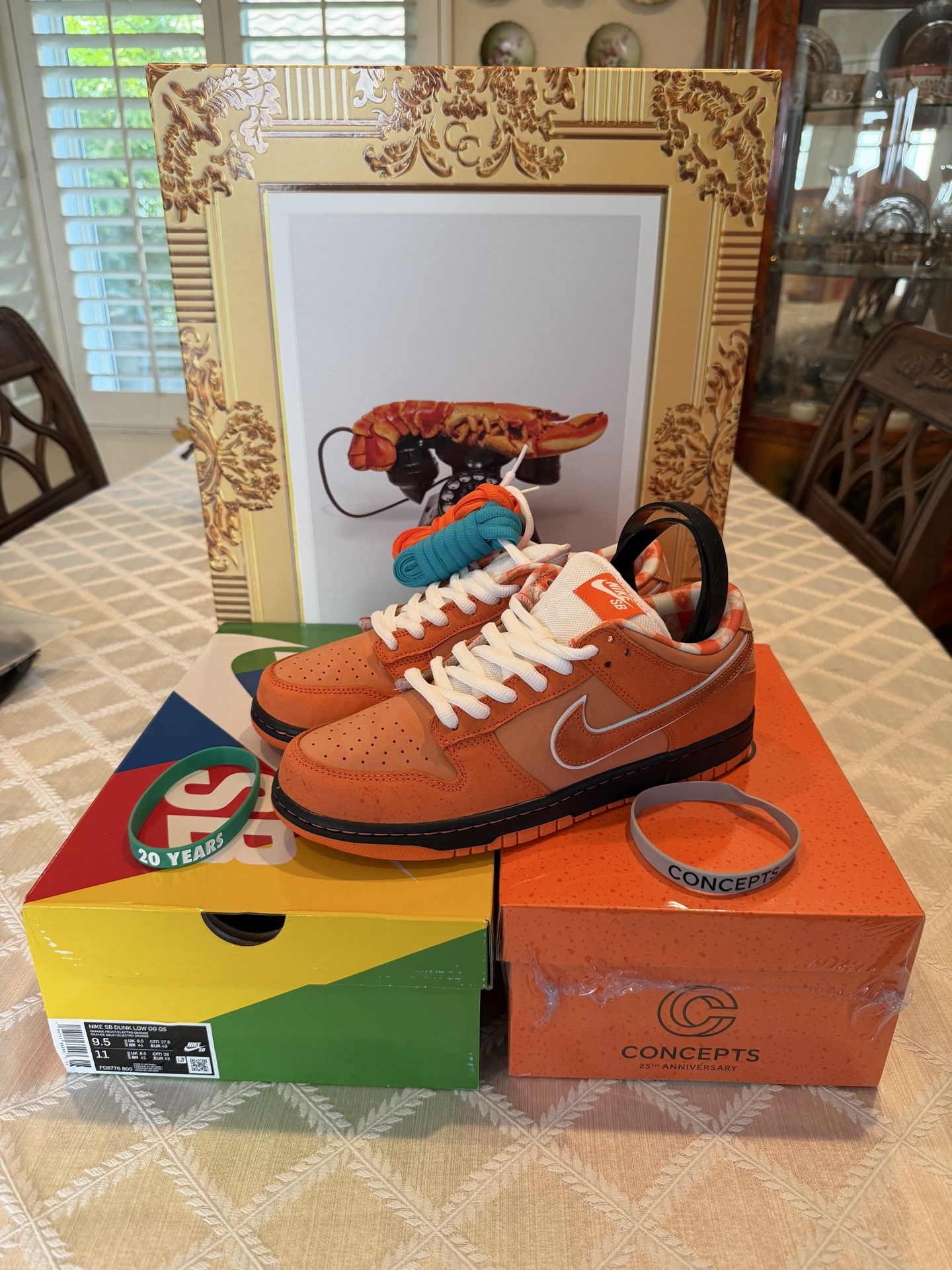 Nike Dunk Low SB Orange Lobster Special Box Size 9.5 BRAND NEW