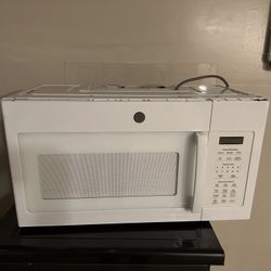 GE Range Microwave Used 