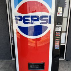  Vendo Pepsi Machine