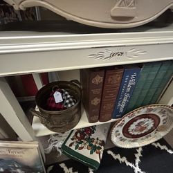 Vintage Off White Side Table