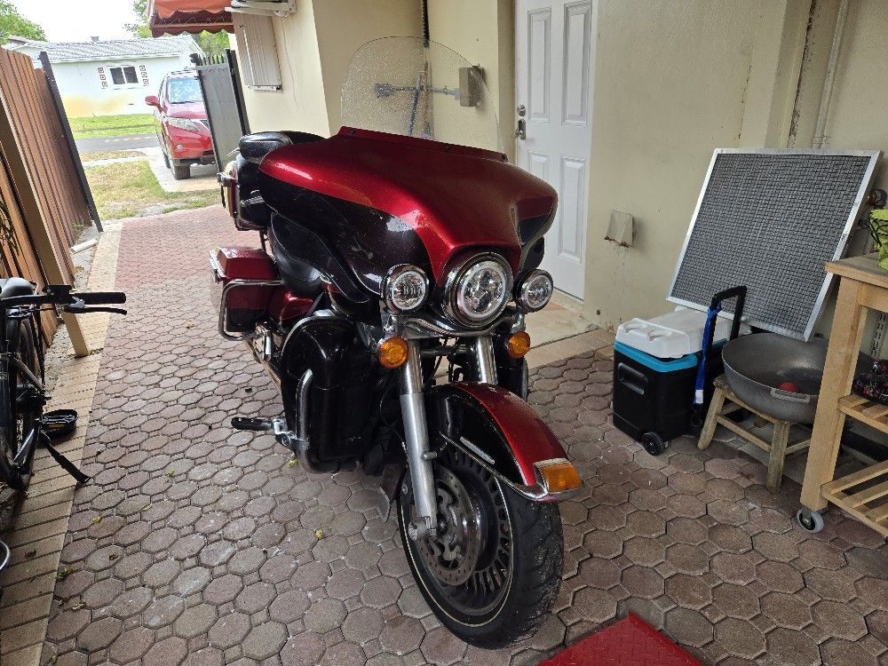 2012 Hardley davidson Street glide