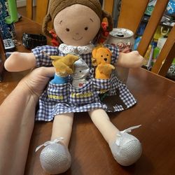 DORTHY AND THE WIZARD OF OZ 