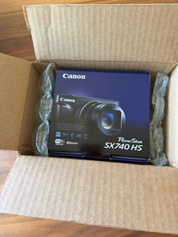Canon PowerShot SX740 HS