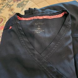Koi Lite Women's Scrub Set