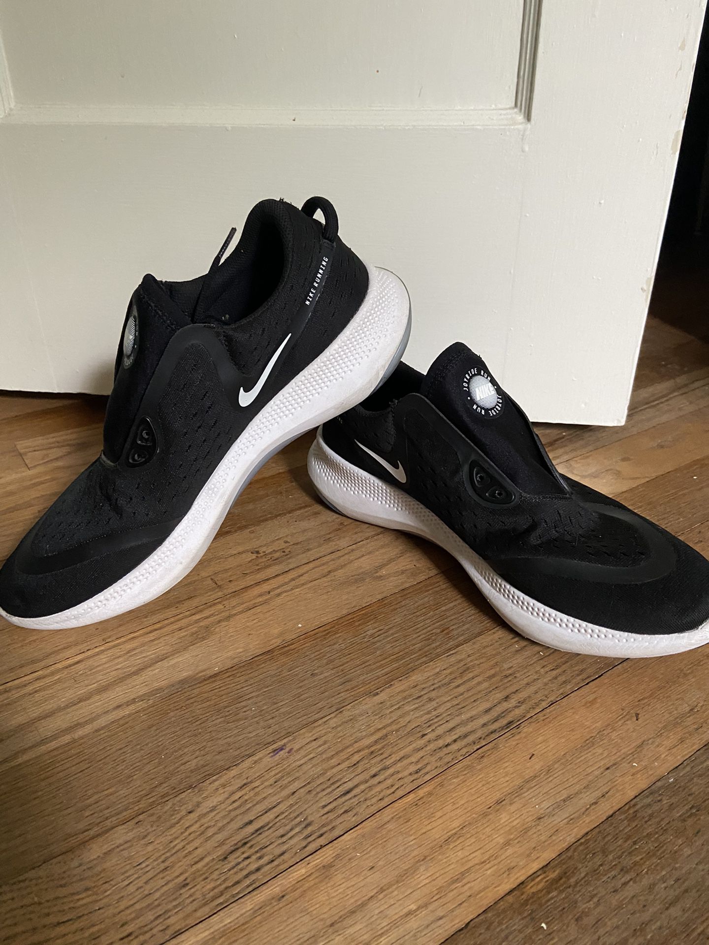 Nike Men’s Running Shoes   Size 11