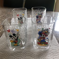 2000 Walt Disney World McDonald’s Celebration Glasses- Set Of 4