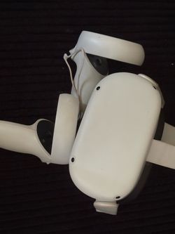 Meta Quest 2 VR Headset with Controllers