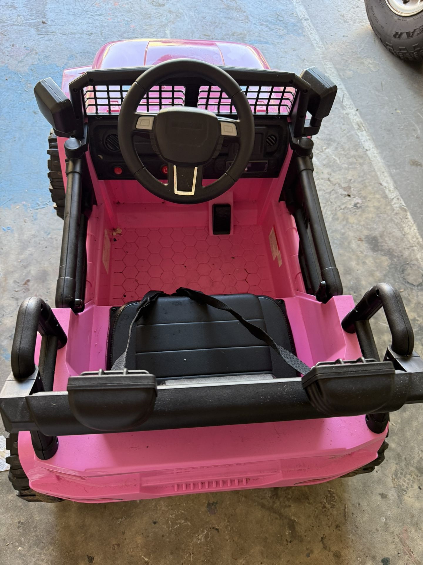 1 Seater 12v Pink jeep
