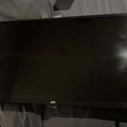 ROKU 32” TV MONITOR 