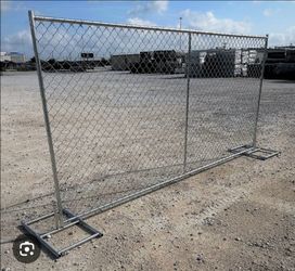 Metal fence panels