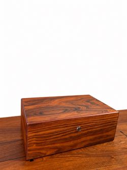 Diamond Crown Cigar Humidor – Figured Wood Box