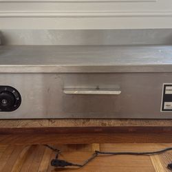 Electric Griddle – New Condition – 110V / 3000W – Commercial Grade - $100 (Crown Heights)