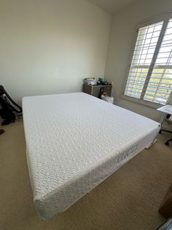 Lucid Memory Foam Mattress Queen Size OBO