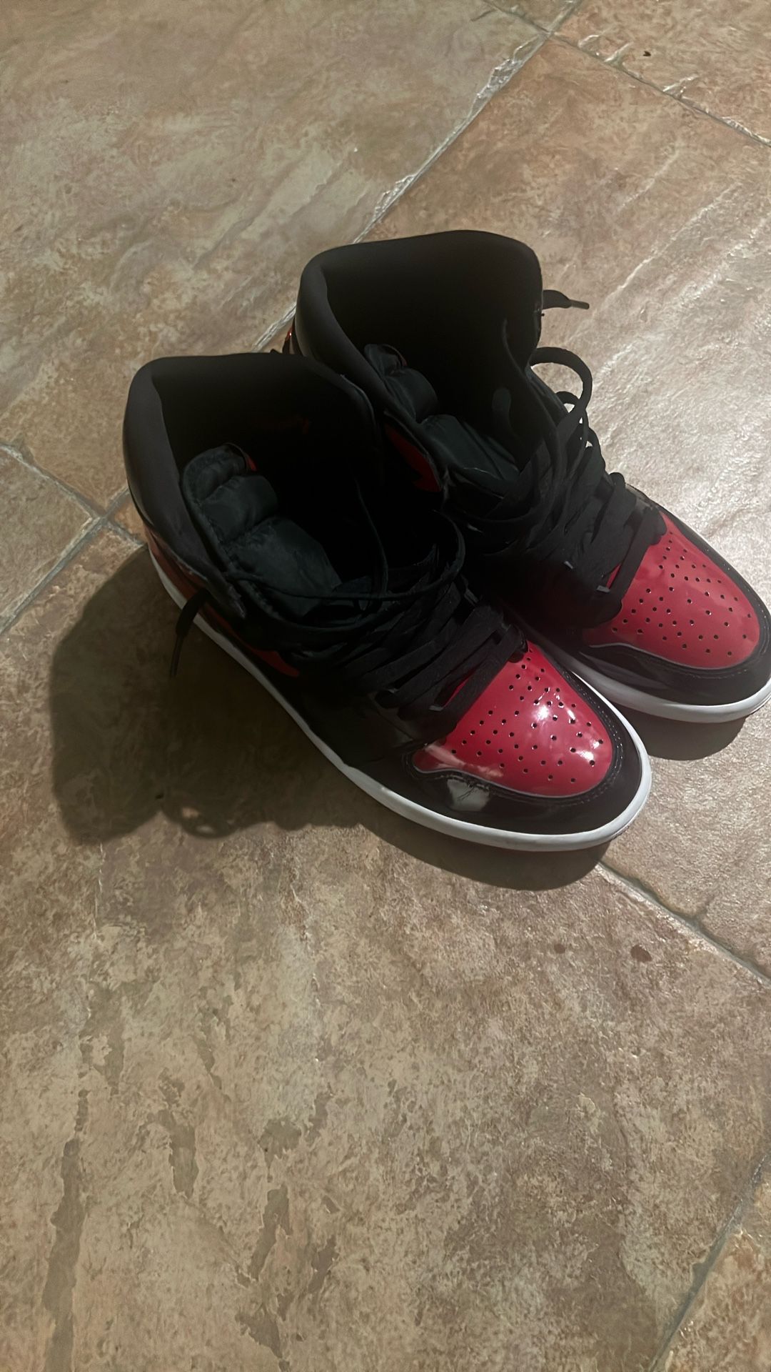 Air Jordan 1 Patent Bread Size 9