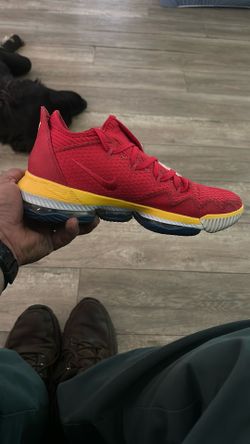Nike LeBron 16 Super Ron Size US 10