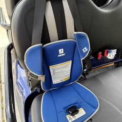 Immi Lil’ Caddie Child Positioner for Golf Carts