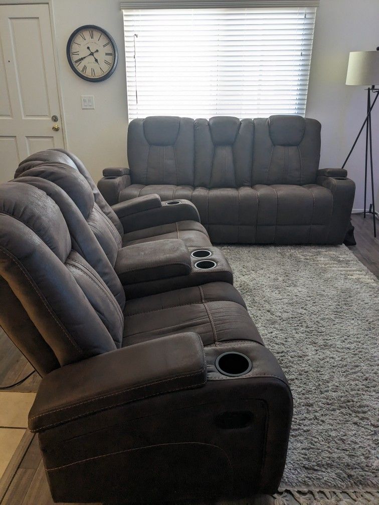 Jamestown Expresso Reclining Sofa And Loveseat