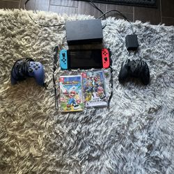 Nintendo Switch 
