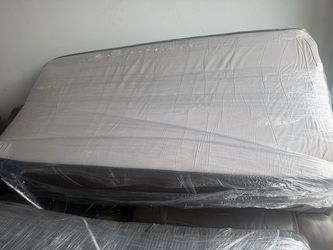 Beauty Rest Smart Motion King Bed