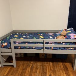 Twin Size Kids Bed