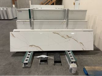 Calacatta Root quartz countertops