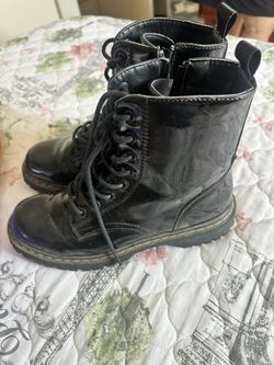 Womens Boots