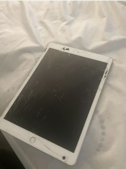 Apple iPad 7th Gen 32gb Gray A2197 (WIFI) Damaged See Details RD5467