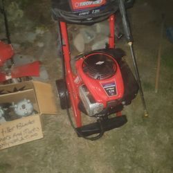 Troy built pressure washer