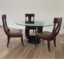 Dining Table & Chair Set