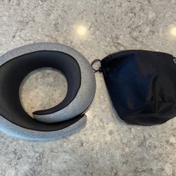 Travel Neck Pillow – 100% Memory Foam – Light Grey