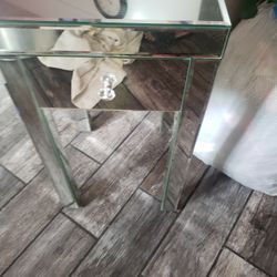 Beautiful Mirror  SIDE TABLE 