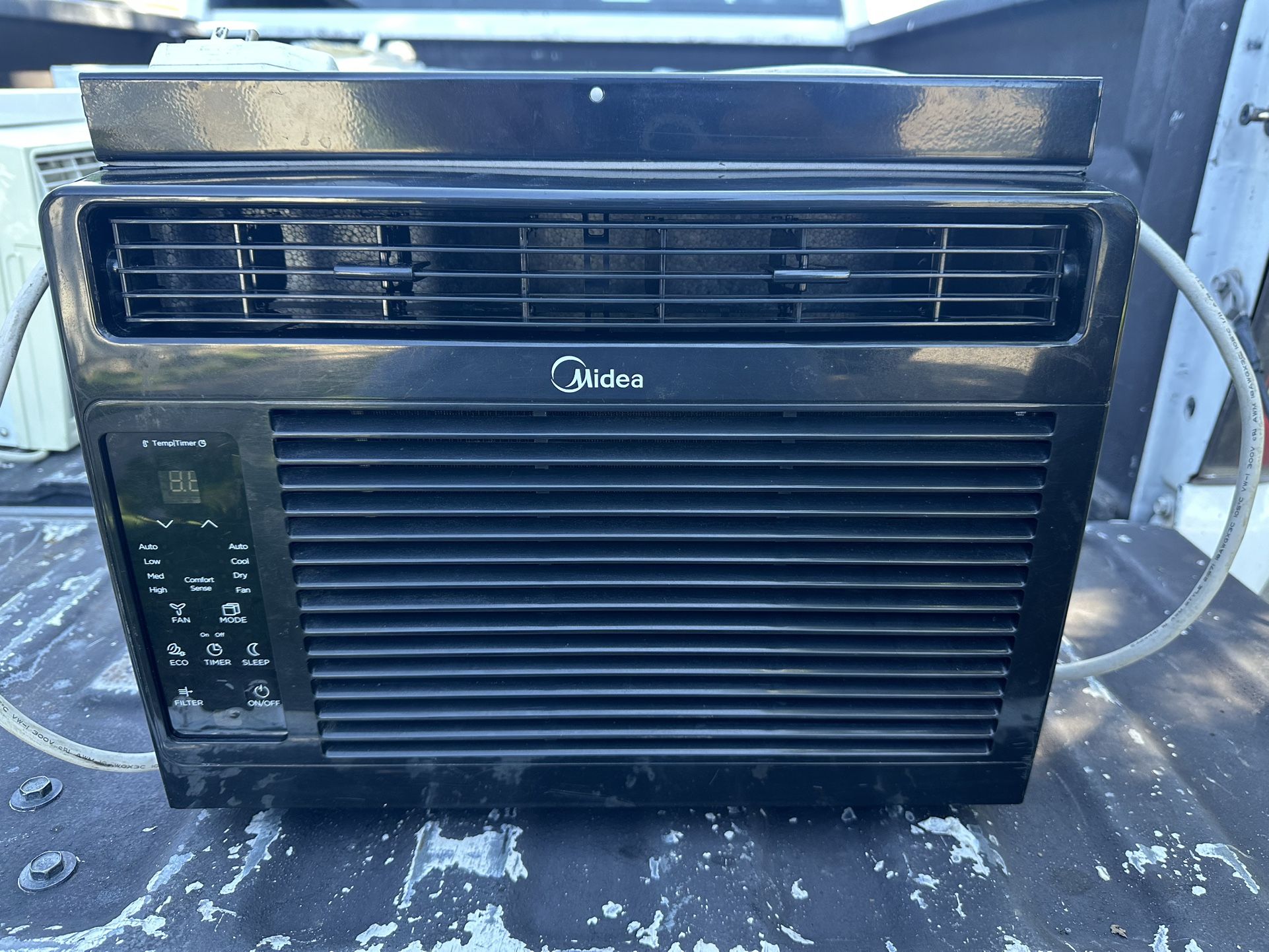 Midea MAWO5R1WBL 5,000 BTU 150 Sq Ft Window Air Conditioner AC