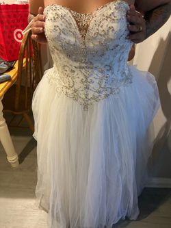 Wedding gown