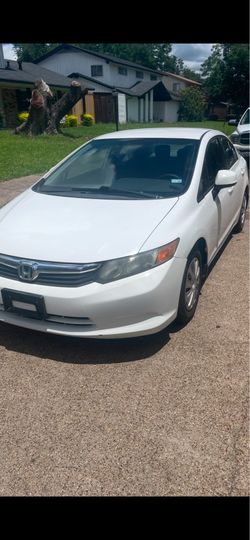 Honda civic 2012 título salvaje