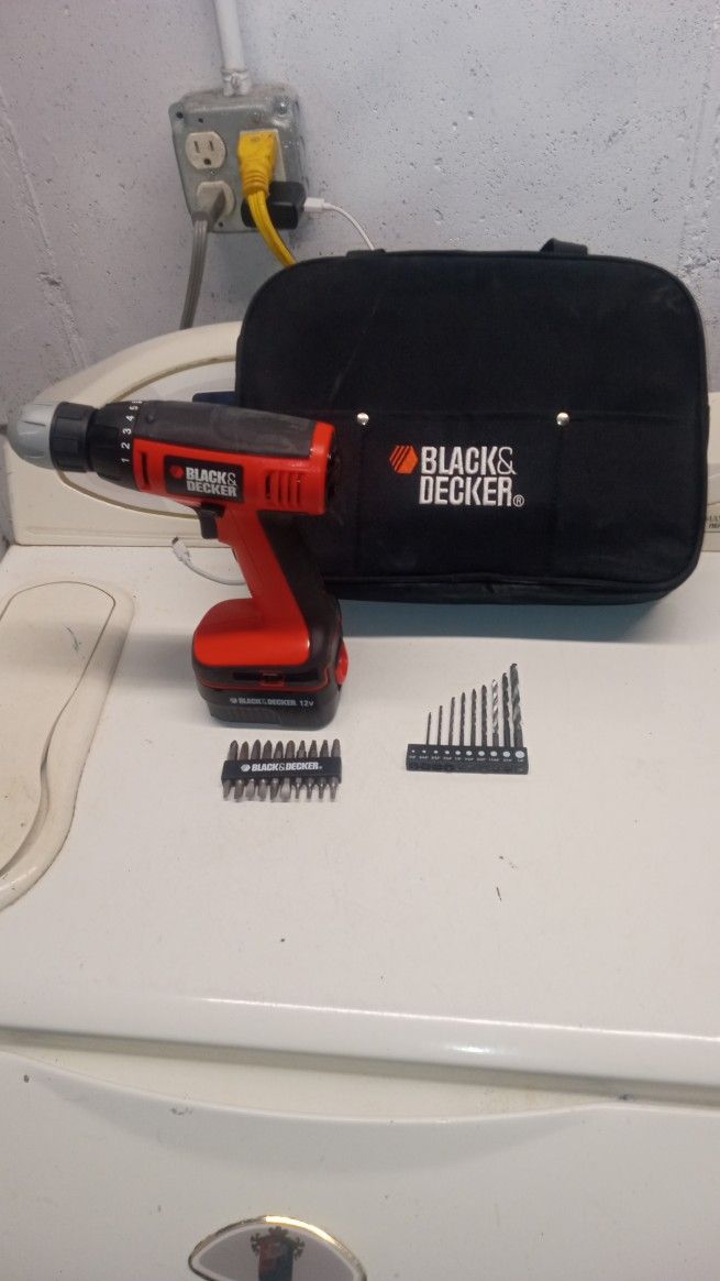 Black And Decker Drill No Charger UNTESTED