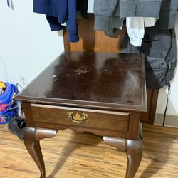 End table